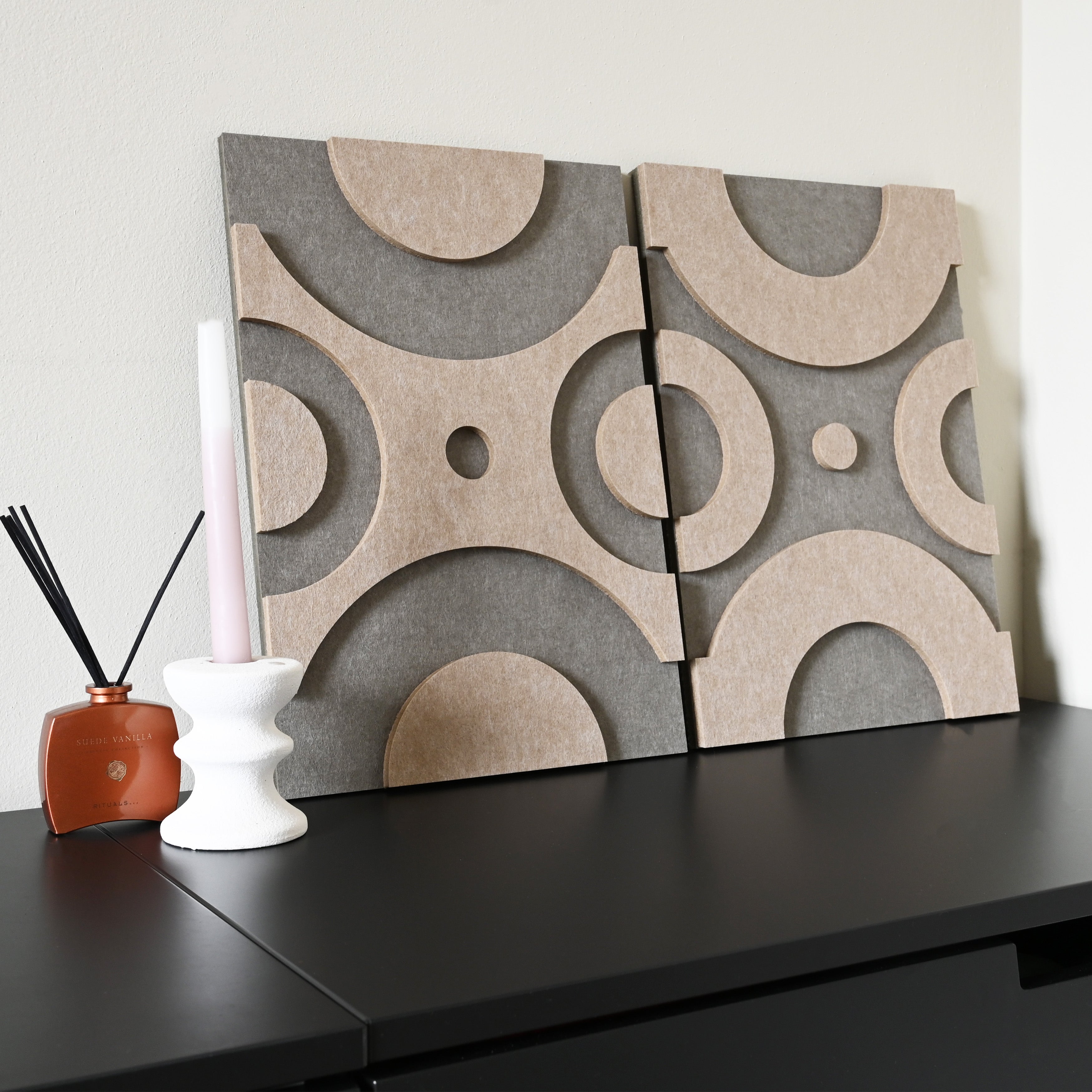 Dot vilt wanddecoratie