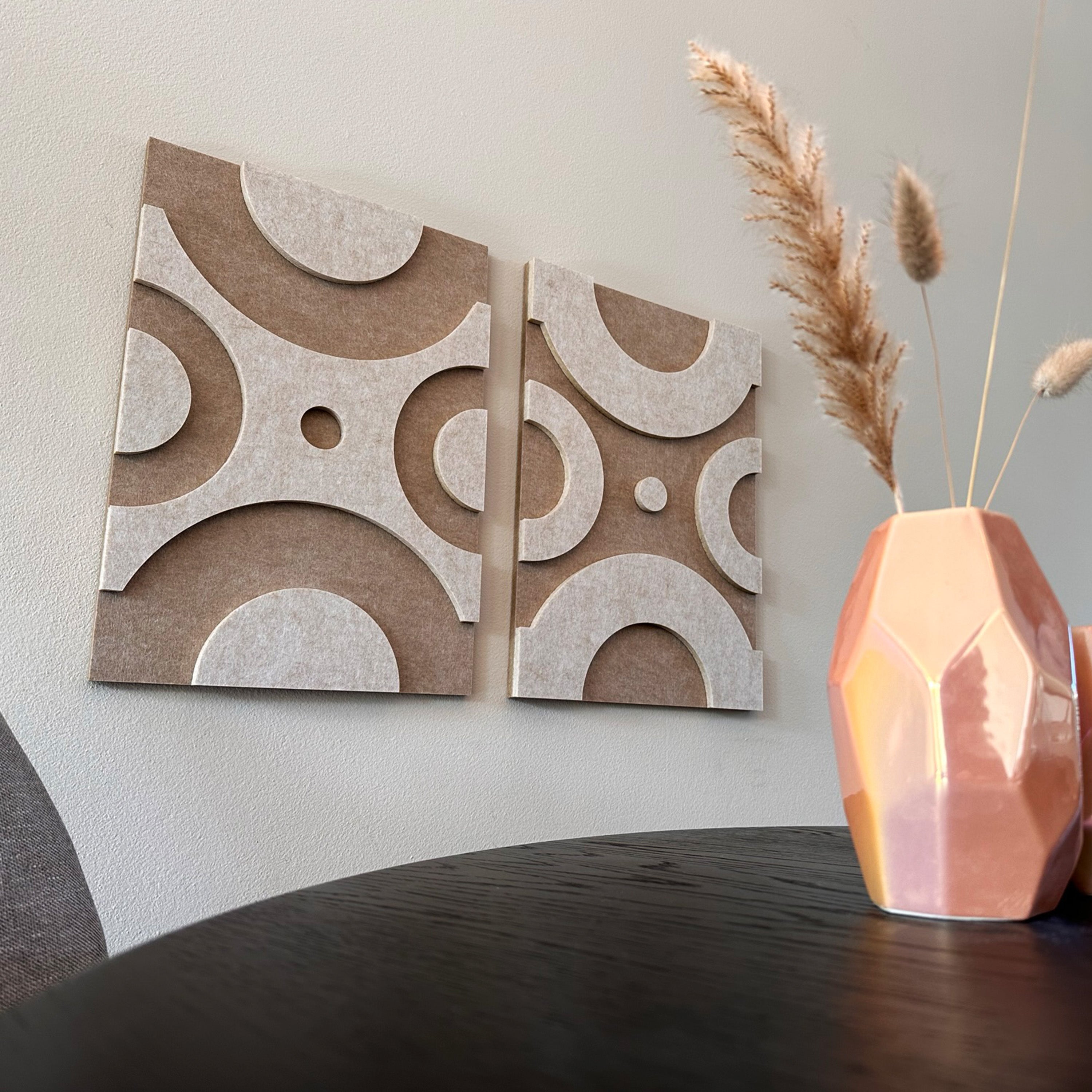Dot vilt wanddecoratie